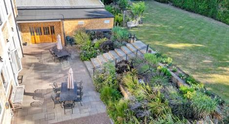 Ashlar House Bury St Edmunds garden and patio area